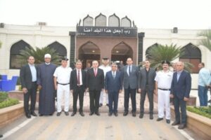 محافظ الدقهلية يشهد القرعة العلنية للفائزين بأداء فريضة الحج
