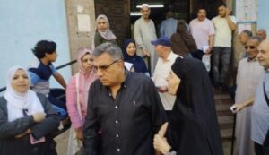 محافظ الدقهلية يتأكد بنفسه: توافر حقن الأنسولين بالمخازن وتوجيهات برفع كفاءة الخدمة في عيادتي التأمين الصحي