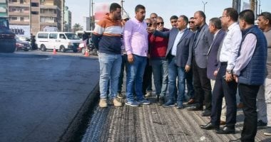 محافظ الشرقية يتابع أعمال رصف شارع سعد زغلول في الزقازيق