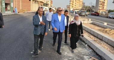 محافظ الغربية يتفقد مشروعات الرصف وتطوير الحديقة بقطور