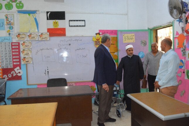 محافظ الغربية يتفقد 20 لجنة انتخابية بطنطا والمحلة وسمنود استعدادًا لانطلاق انتخابات مجلس النواب