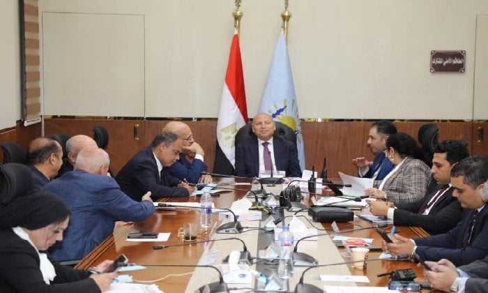 محافظ القاهرة: غلق جميع لجان الانتخاب بالعاصمة فى نهاية اليوم الأول لانتخابات النواب