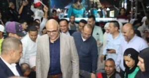 محافظ القليوبية يشارك في احتفالات افتتاح المتحف المصري الكبير وسط الأهالي