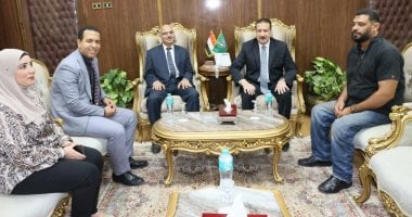 محافظ المنوفية يجتمع بوفد بنك الاستثمار القومي لمناقشة المشروعات.