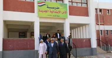 محافظ الوادي الجديد يتأكد من استعداد لجان انتخابات النواب في الخارجة