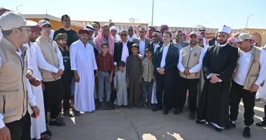 محافظ جنوب سيناء يجتمع بأهالي ومشايخ رأس النقب لمتابعة المشاريع التنموية