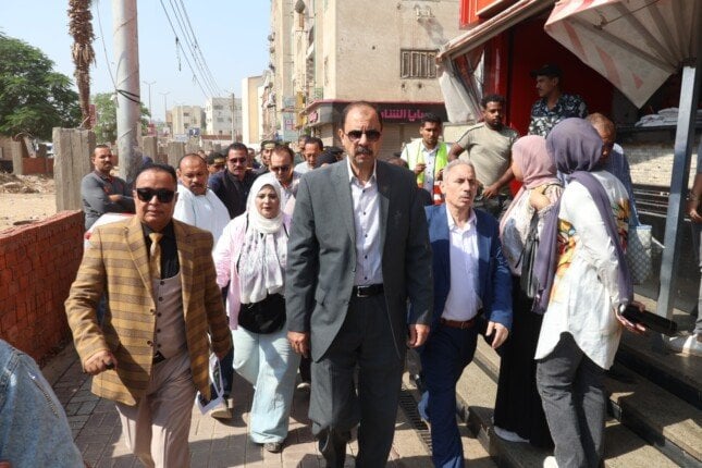 محافظ سوهاج يتفقد أعمال تطوير الحديقة العامة بمدينة ناصر