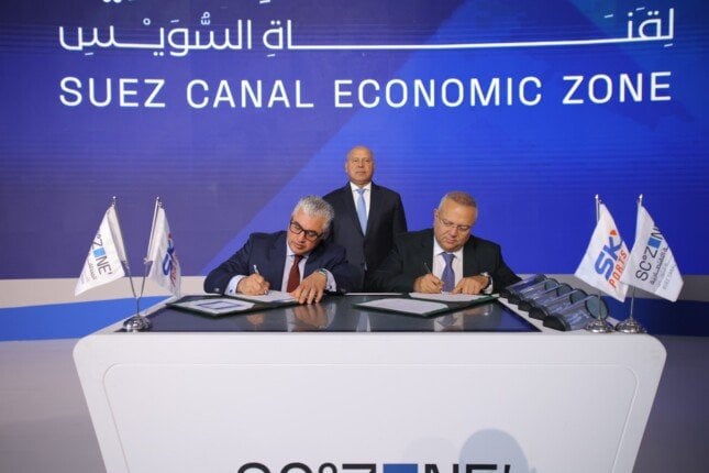 محطة لوجستية عملاقة بالسخنة لتعزيز الربط التجاري مع إفريقيا وآسيا والخليج