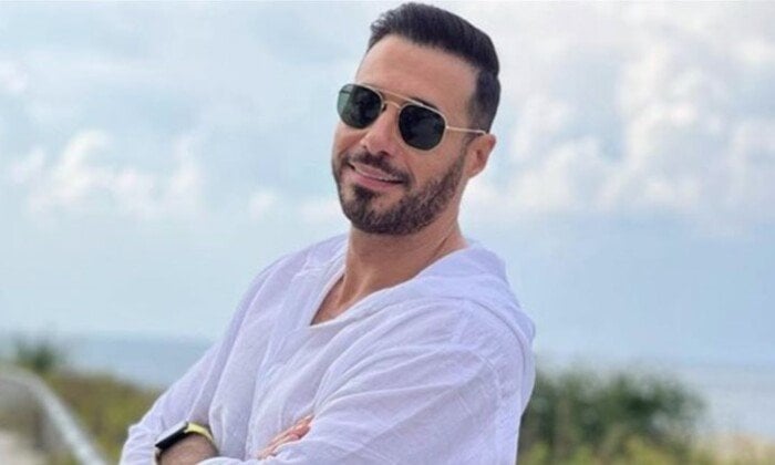«التريلر يخليك تحب الفيلم».. محمد سامي يُشيد بـ السعدني في «ولنا في الخيال حب»