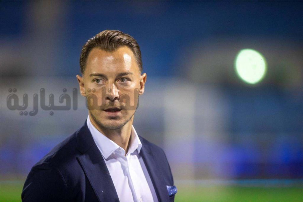 مدرب الأهلي