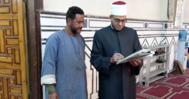 مدير أوقاف أسوان يدعو لتجهيز وتنظيف المساجد للصلوات