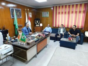 مدير الرياضة بالقليوبية يناقش خطط العمل والمشروعات القومية