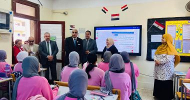 مدير تعليم القليوبية يزور مدارس بنها لتقييم الأداء مباشرة.
