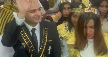 مرشح لانتخابات النواب يرتدي زي فرعوني في حملة دعائية بالدقهلية