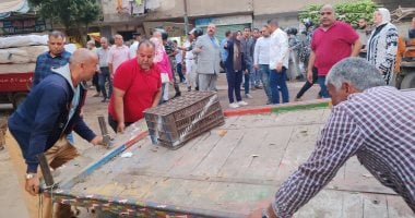 مصادرة 12 عربة كارو ورفع 20 طن مخلفات بشرق شبرا الخيمة حملة كبرى