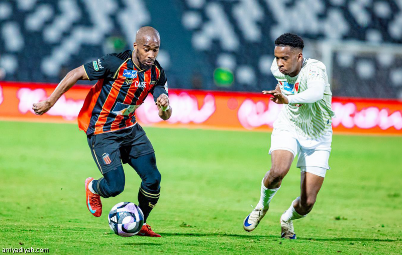 مصير نقاط الرياض وضمك ينتهي بالتعادل في دوري روشن السعودي