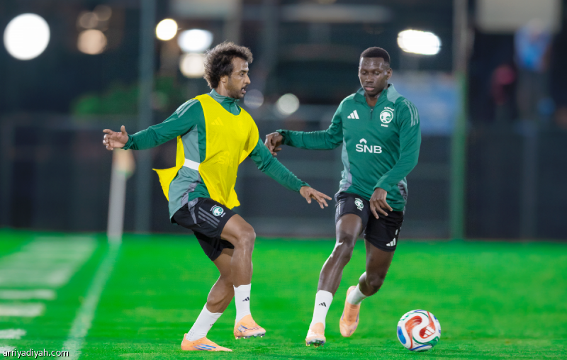 معسكر المنتخب السعودي يشهد غياب الحمدان وعودة العبود في جدة