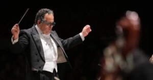 مكتبة الإسكندرية تهنئ ناير ناجي ودنيا الدغيدي لنجاح افتتاح المتحف الكبير