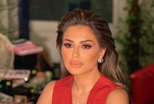 «عاملين حمامات سلام وانتم كلكم عيوب».. بعد الهجوم على دينا الشربيني منة فضالي توجه رسالة عبر «إنستجرام»