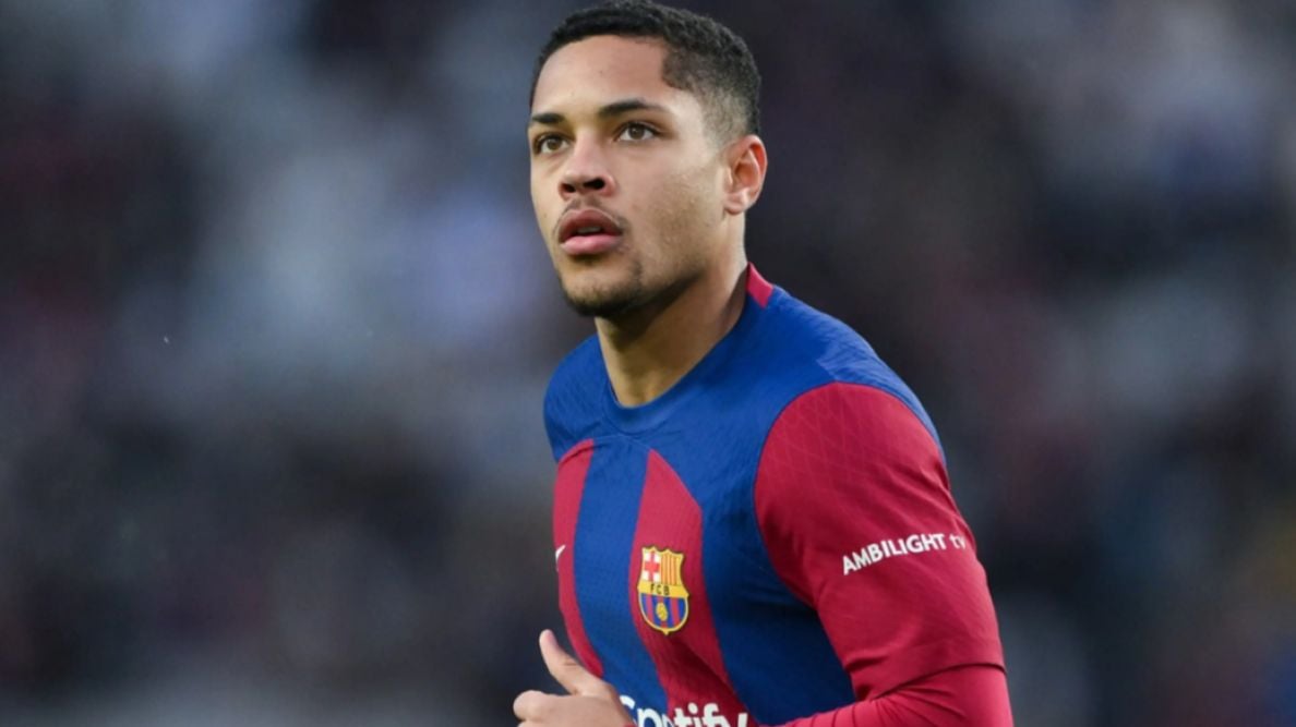 مهاجم برشلونة السابق هدف مانشستر يونايتد لتعزيز قوة الهجوم