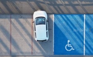 مواصفات مواقف ذوي الإعاقة