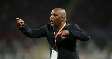 موسيماني يطرق أبواب العودة للتدريب من بوابة العربي الكويتي