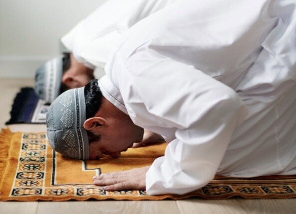 موعد أذان المغرب المتوقع في يوم السبت 1 نوفمبر 2025 موعد أذان المغرب اليوم السبت 1 نوفمبر 2025