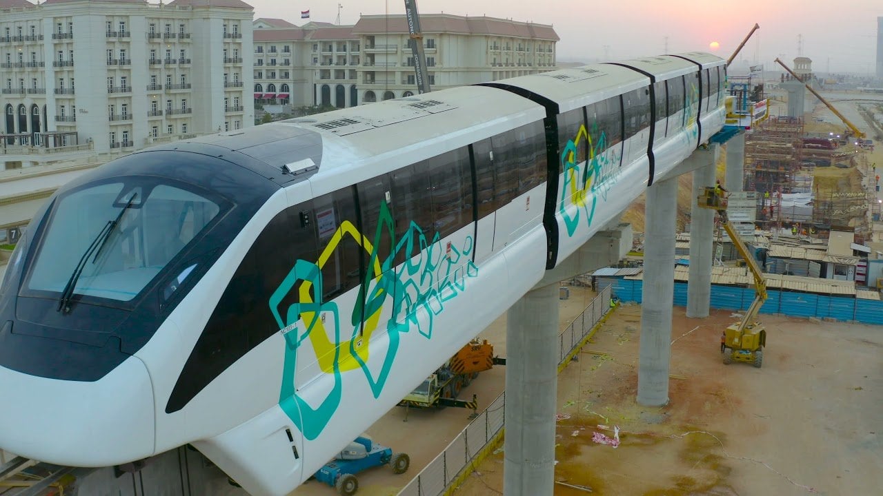 بعد الإعلان عن موعد تشغيل المرحلة الأولى لـ مونوريل العاصمة الإدارية.. «اعرف» عدد المحطات وأسعار التذاكر