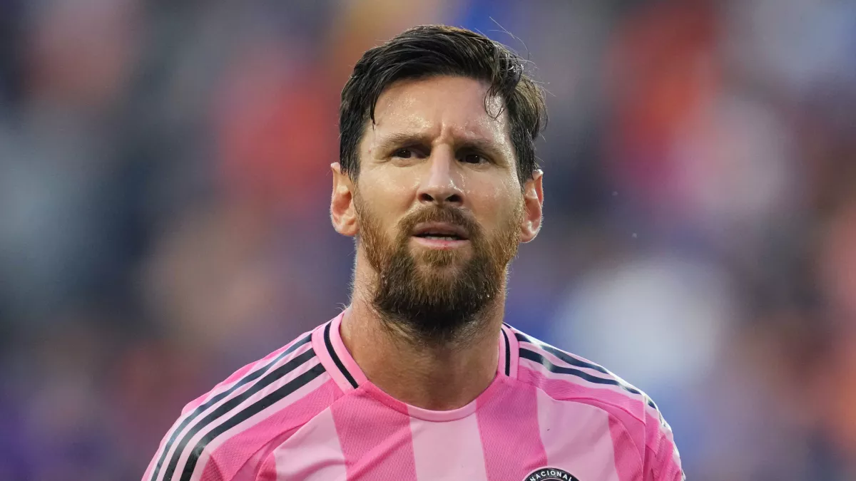 ميسي يعود للهند بعد 14 عاما بتوقيع خاص مقابل 120 ألف دولار