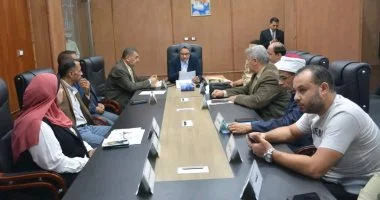 نائب محافظ الوادي الجديد تتابع سير انتخابات النواب في اليوم الثاني.