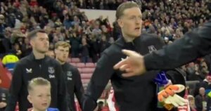 نجل بيكفورد يخطف الأضواء فى مباراة سندرلاند ضد إيفرتون.. فيديو