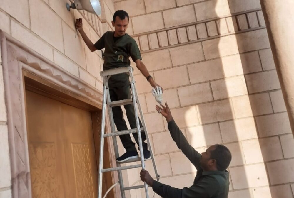 نظافة المساجد تتصدر البلاغات: دعوات لتعزيز إجراءات الصيانة والتعقيم في جميع أنحاء البلاد