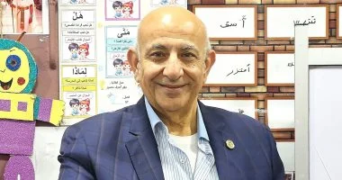 نقيب الأطباء يدلي بصوته بالشرقية ويؤكد أن التصويت واجب وطني