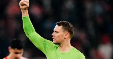 نوير جاهز لحراسة عرين بايرن ميونيخ ضد فرايبورج فى الدوري الألماني