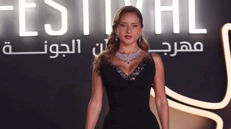 نيللي كريم