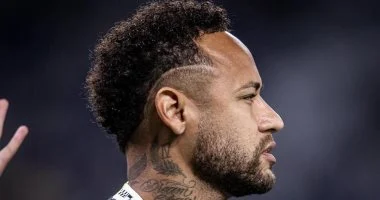 هل اقترب الرحيل؟.. نيمار يثير أزمة في سانتوس