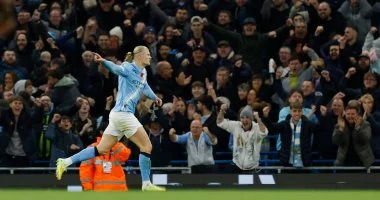 هالاند يعزز صدارة هدافي الدوري الإنجليزي بثنائية مان سيتي ضد بورنموث