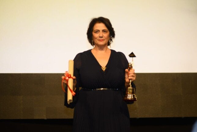 هيام عباس تتصدر التريند بعد تكريمها بمهرجان القاهرة السينمائي