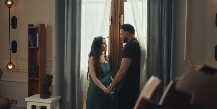 هيثم شاكر يقدم تتر مسلسل «2 قهوة» قبل عرضه 