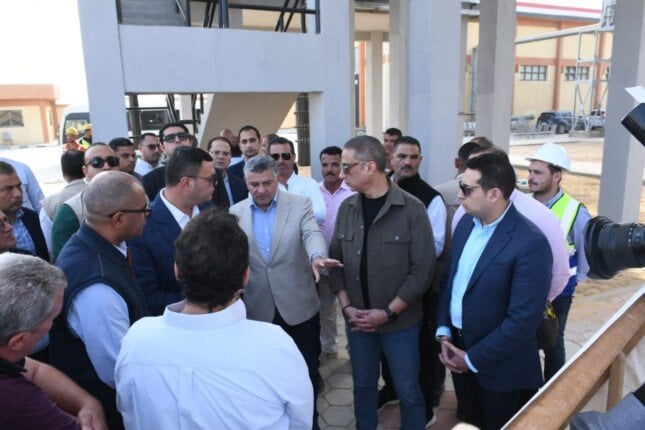 وزير الإسكان يختتم جولته بالفيوم بتفقد محطتين لمعالجة الصرف الصحي بمركز يوسف الصديق