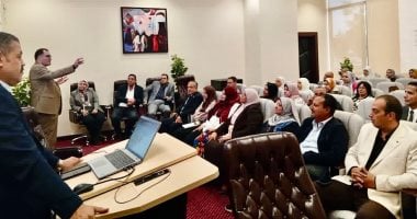 وزير الإسكان يؤكد أهمية التواصل الفعال مع ممثلى الشعب ونوابه بمجلسى النواب والشيوخ