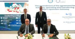 وزير البترول يشهد توقيع اتفاقيتين لتنفيذ المسح السيزمي وتطوير بوابة الاستثمار