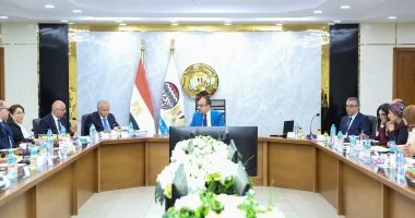 وزير قطاع الأعمال العام يترأس عمومية "القابضة للسياحة والفنادق"