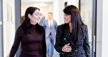 وزيرة التخطيط تبحث توسيع نطاق برنامج مبادلة الديون مع نظيرتها الألمانية