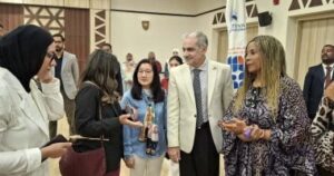 وفد من برنامج الأمم المتحدة الإنمائي يزور مركز إبداع بجامعة أسوان