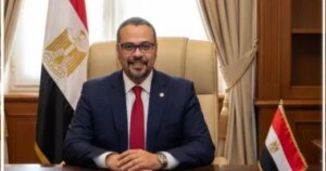 وكيل الصحة بالشرقية يهنئ المعمل الإقليمي لتحقيقه 100% في اختبار كفاءة الفيروسات