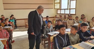 وكيل تعليم الأقصر يزور برنامج مهارات اللغة العربية بمدرسة الرياينة الابتدائية