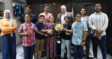 وكيل تعليم قنا يكرم الطلاب المتفوقين بمسابقة ناسا للتميز العلمي