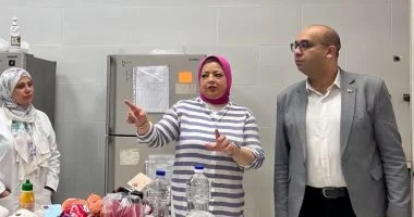 وكيل صحة الإسكندرية يزور المعامل المركزية للاطلاع على إجراءات العمل