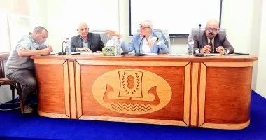 وكيل وزارة الشباب في كفر الشيخ يتفقد مقر الانتخابات والتجهيزات اللازمة